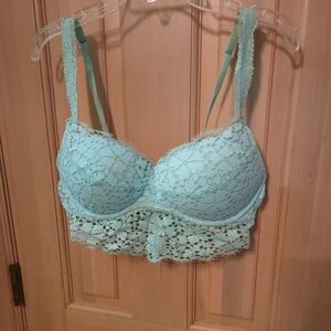 Victoria's Secret Pink Gorgeous Lace Padded Bra sz M Sea Foam Green.